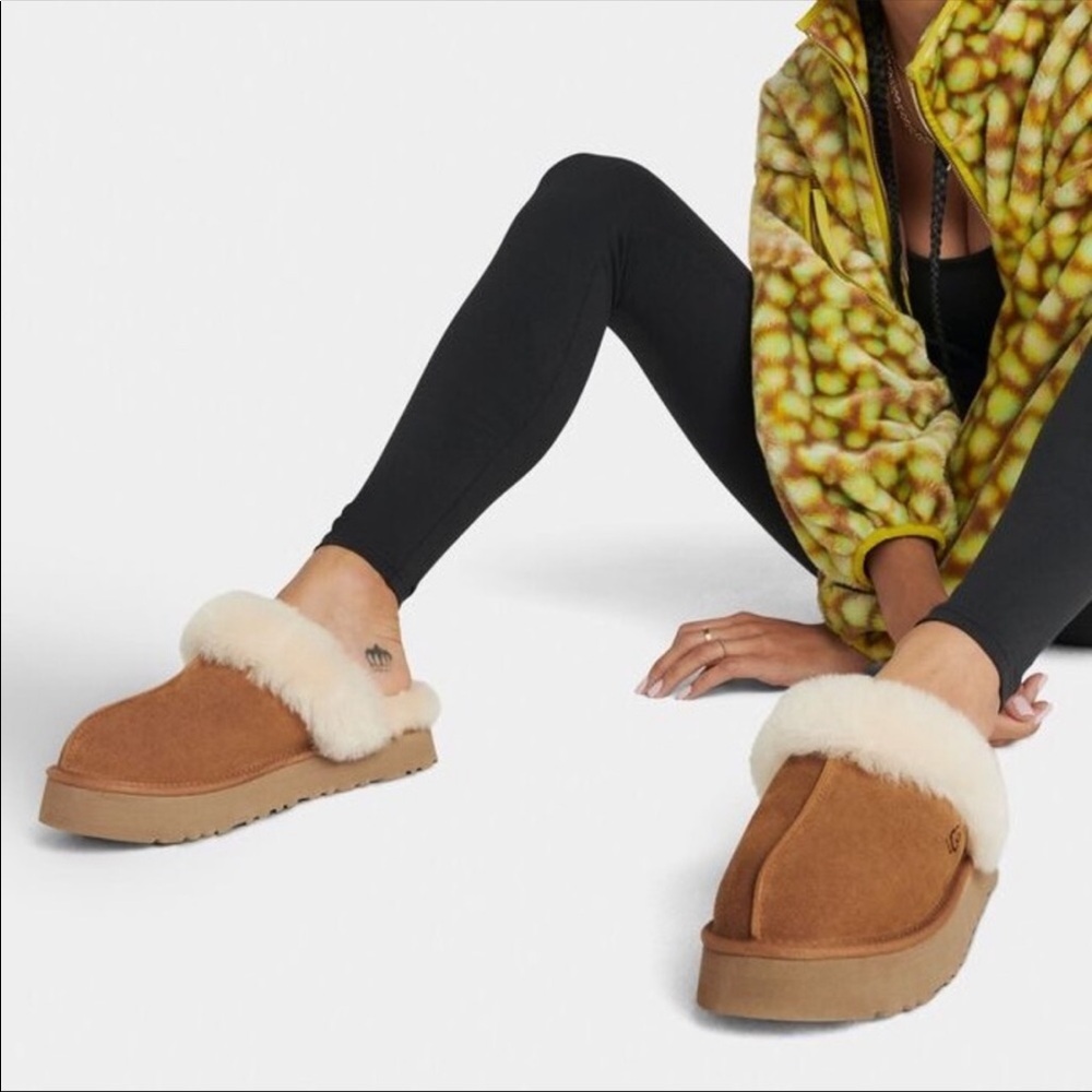 UGG Women’s Disquette Slippers Chestnut